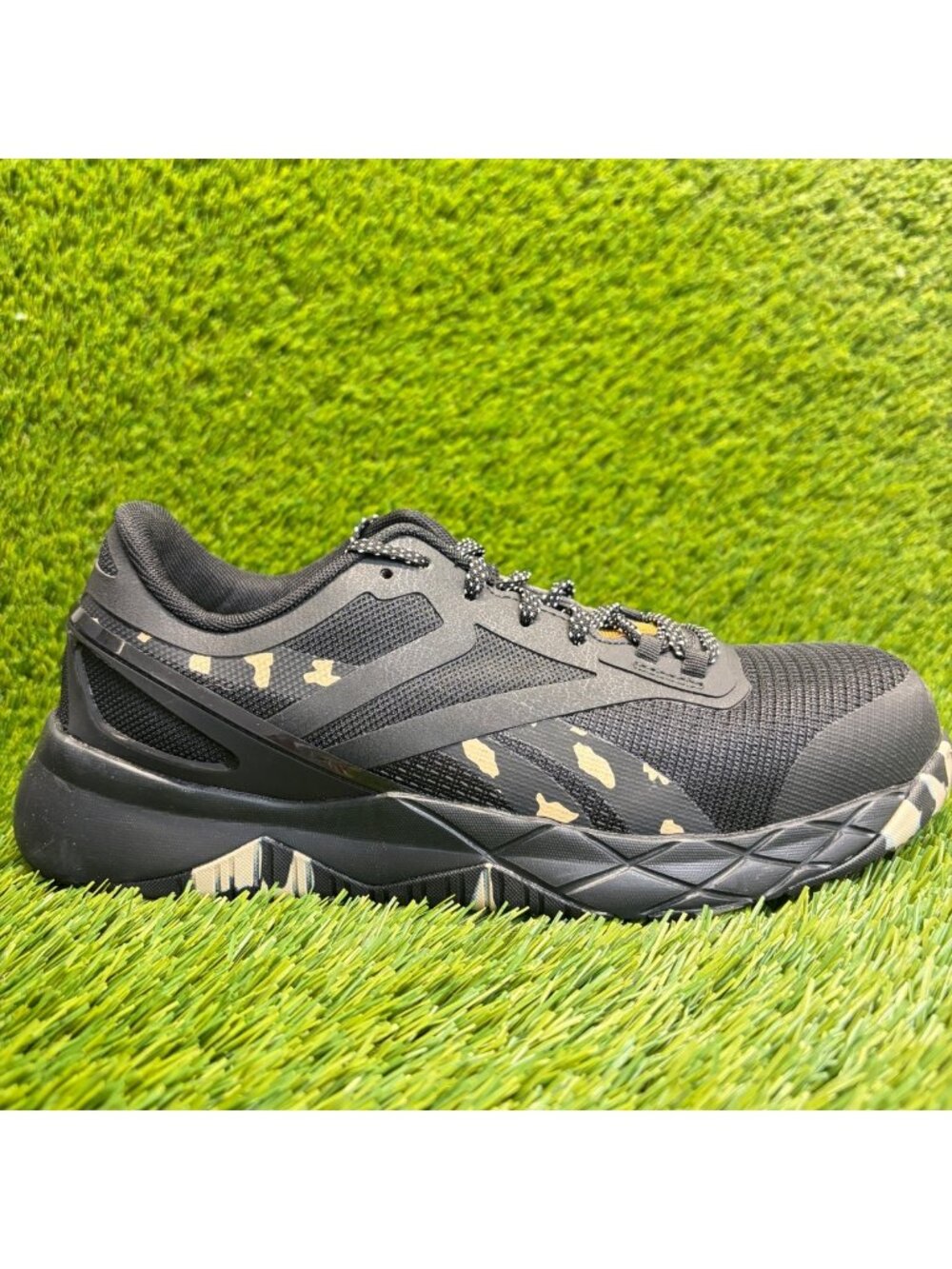 Reebok Nanoflex TR Womens Size 8.5D Black Beige Composite Toe Safety Work Shoes